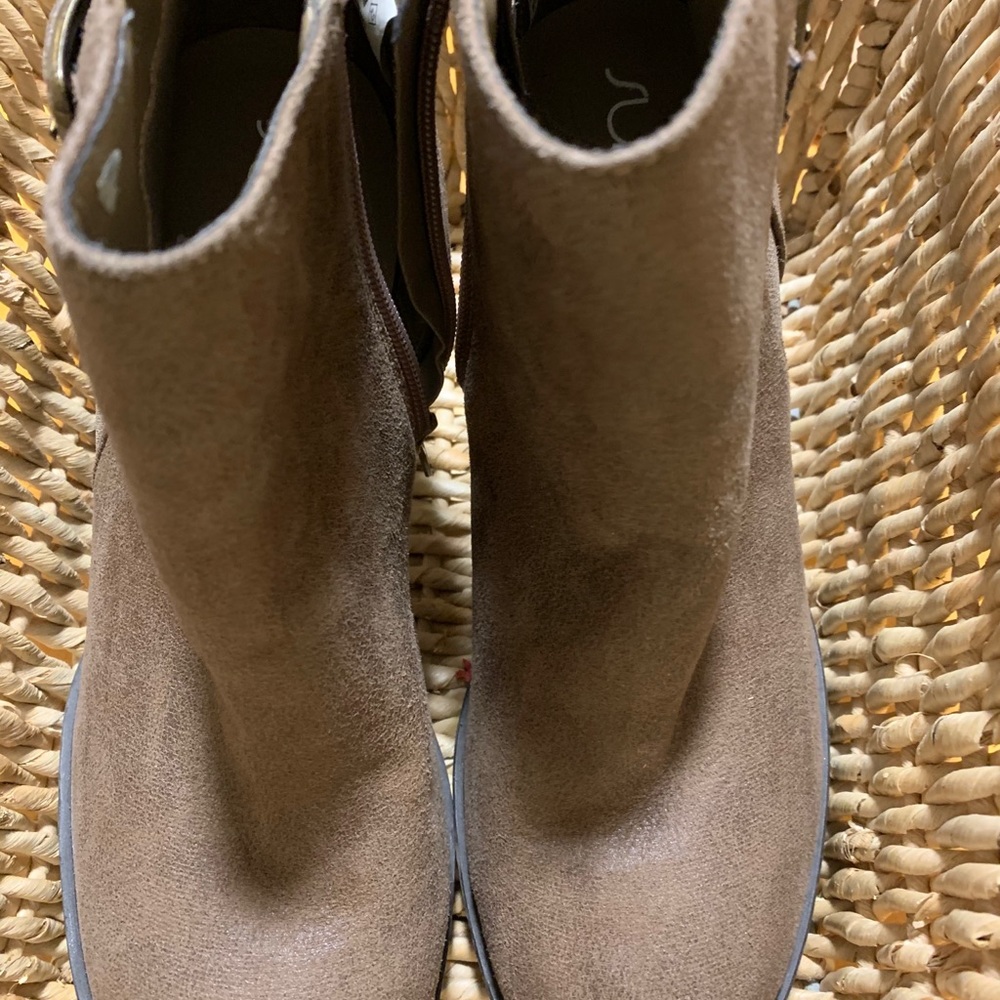 Women’s Boots